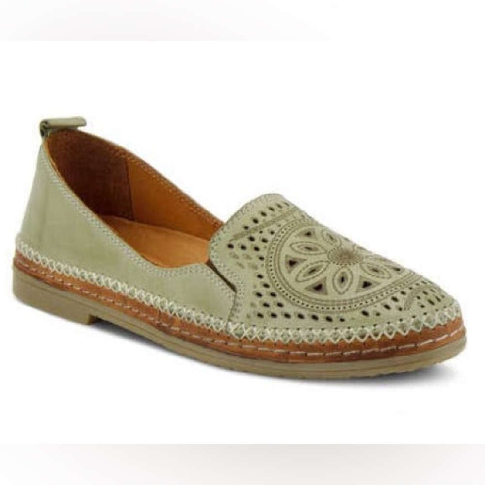 Spring Step NWOT INGRID Olive Green Color Leather Flats/Loafers